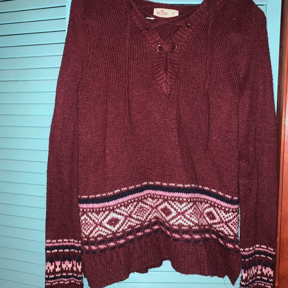 Hollister small hooded sweater